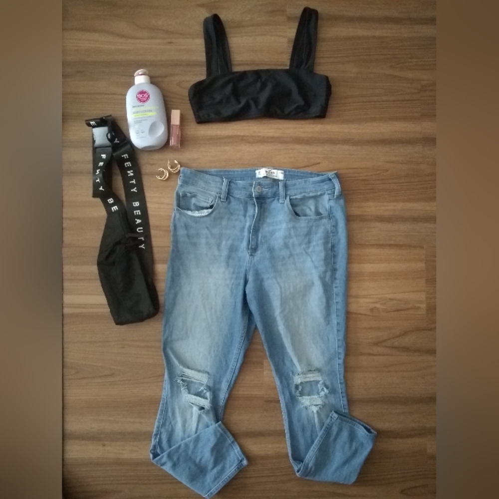 ❤️Hollister Jeans